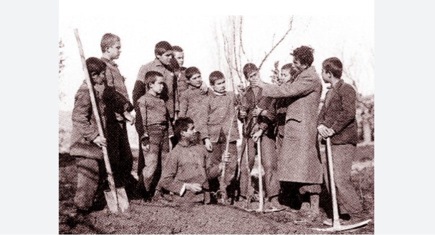 Köylerden Aydınlığa: 1940’lı Yılların Çocukları ve Köy Enstitülerinin Umudu